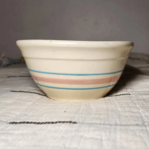Vintage Blue And Pink Stripe Bowl - Picture 2 of 7